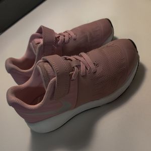 Girls Nike STAR RUN